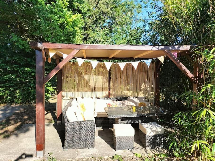 Cosy Cottage With Vineyard View Near Goodwood 치체스터 외부 사진
